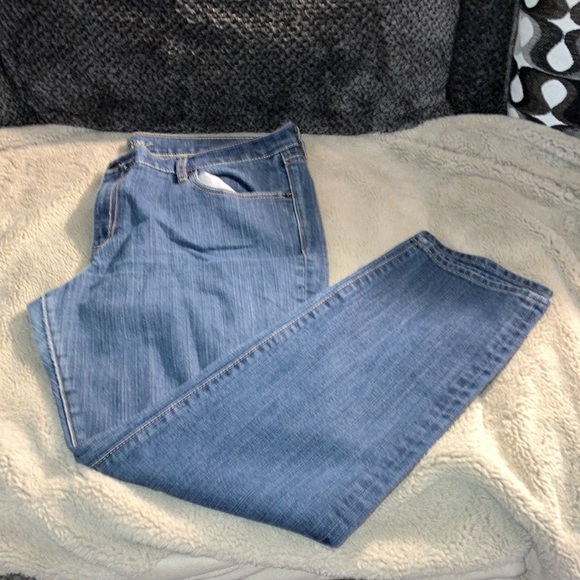 Old Navy Denim - Old Navy ‘the diva’ jeans, size 16